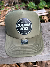 Load image into Gallery viewer, Circle Design Trucker Hats